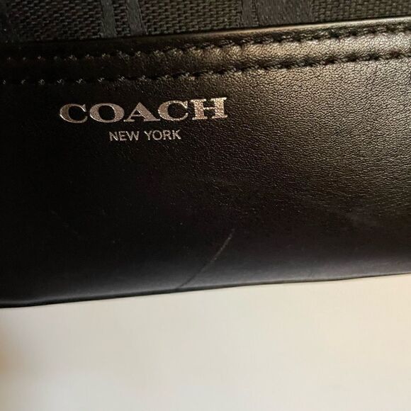 COACH Legacy Duffle in Small Signature Canvas Black Sholder Bag #25380Excellent - Picture 10 of 13